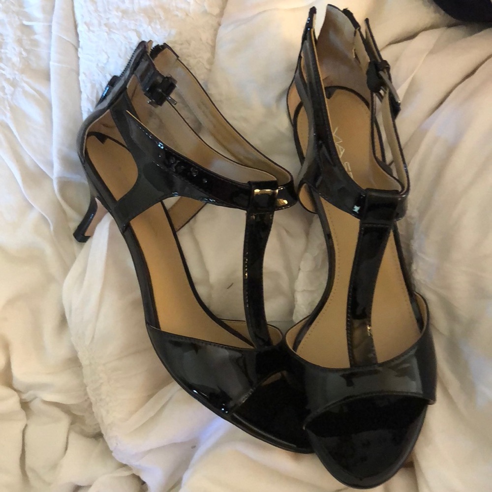 Via Spiga black strappy 1 ½ inch heels